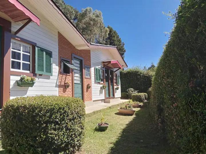 Florada Na Serra - Apto 4 *